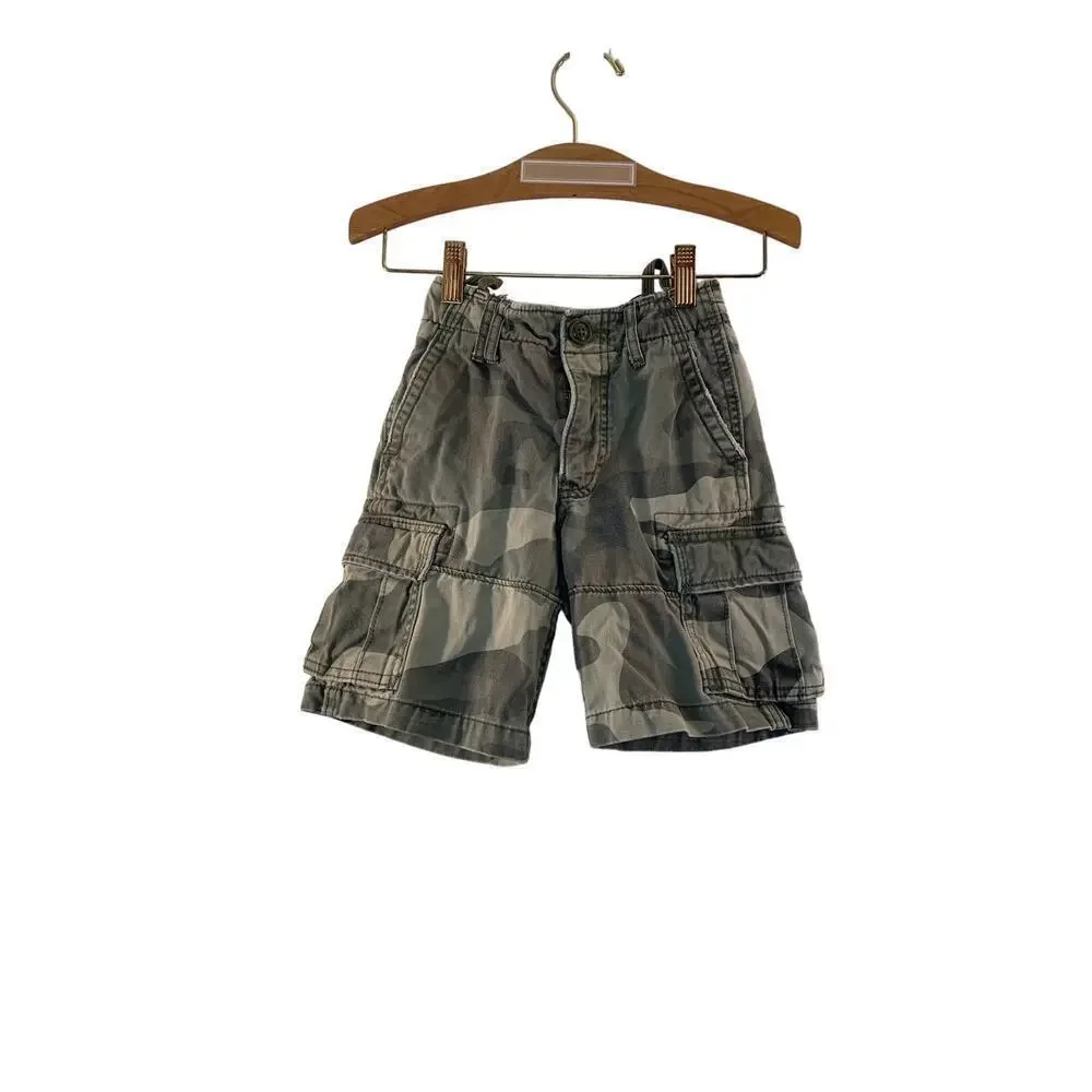 GAP Boy’s Camo Cargo Shorts / Size: 5 Slim